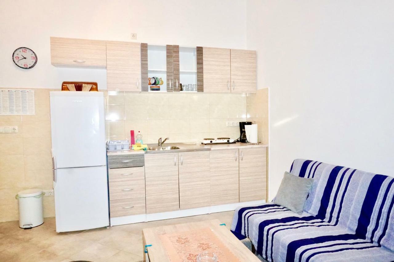 Rosette Apartment Seget Vranjica Exterior foto